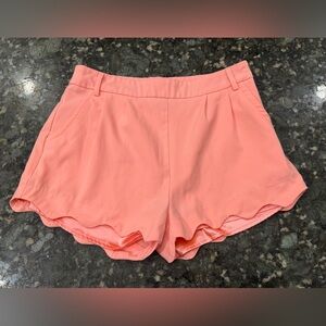 BCBG Woman’s Salmon Color Scalloped Shorts Size Xs